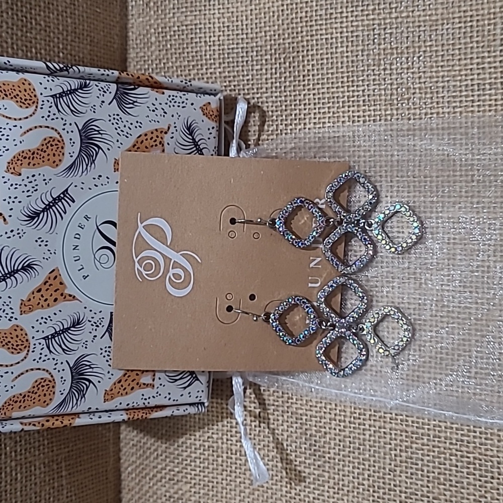 Plunder Emma Marie Earrings